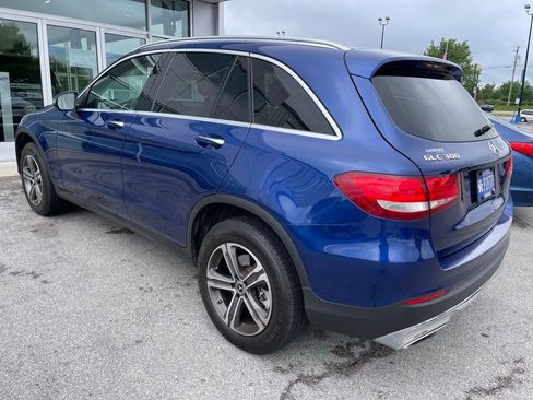 Used 2019 Mercedes-Benz GLC 300 4MATIC image 4