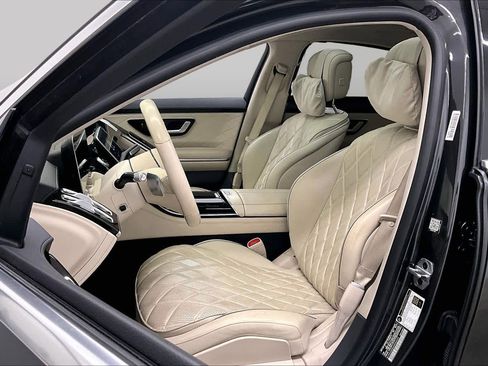 Used 2022 Mercedes-Benz S 500 4MATIC image 8