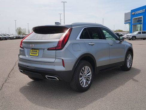 Used 2025 Cadillac XT4 Premium Luxury AWD/4WD image 6