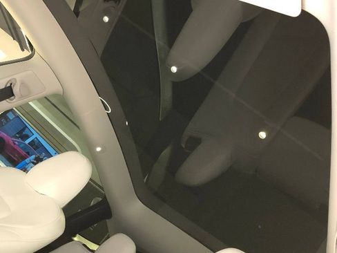 Used 2024 Tesla Model Y Long Range image 35