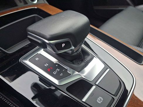 Certified 2023 Audi Q5 2.0T Premium Plus w/ Premium Plus Package image 12