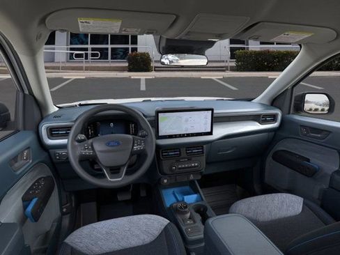 New 2026 Ford Maverick XLT image 9