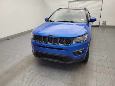 Used 2021 Jeep Compass Latitude FWD image 15