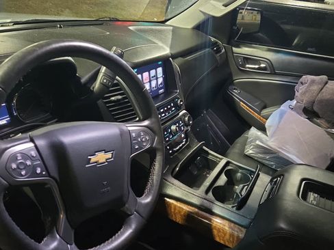 Used 2017 Chevrolet Tahoe Premier image 2