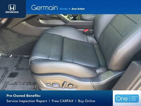 Used 2024 Porsche Cayenne AWD/4WD image 20