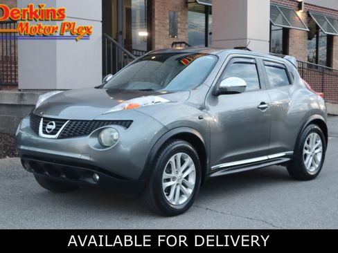 Used 2012 Nissan Juke SL w/ Chrome Pkg image 1