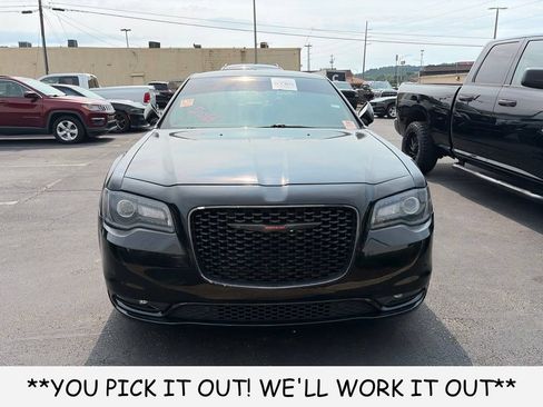 Used 2021 Chrysler 300 S RWD image 2