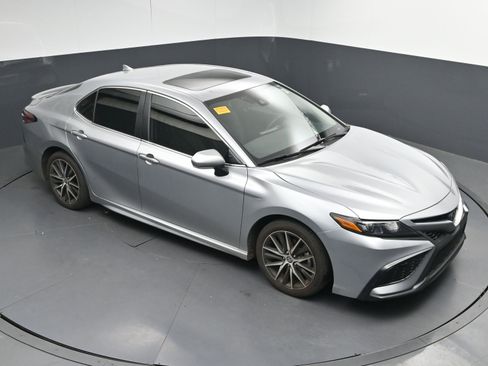 Certified 2024 Toyota Camry SE image 32