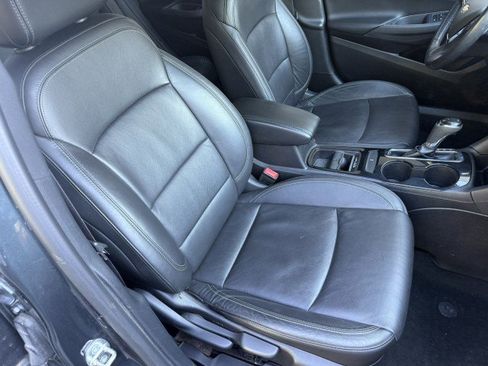 Used 2017 Chevrolet Cruze Premier w/ Enhanced Convenience Package FWD image 31