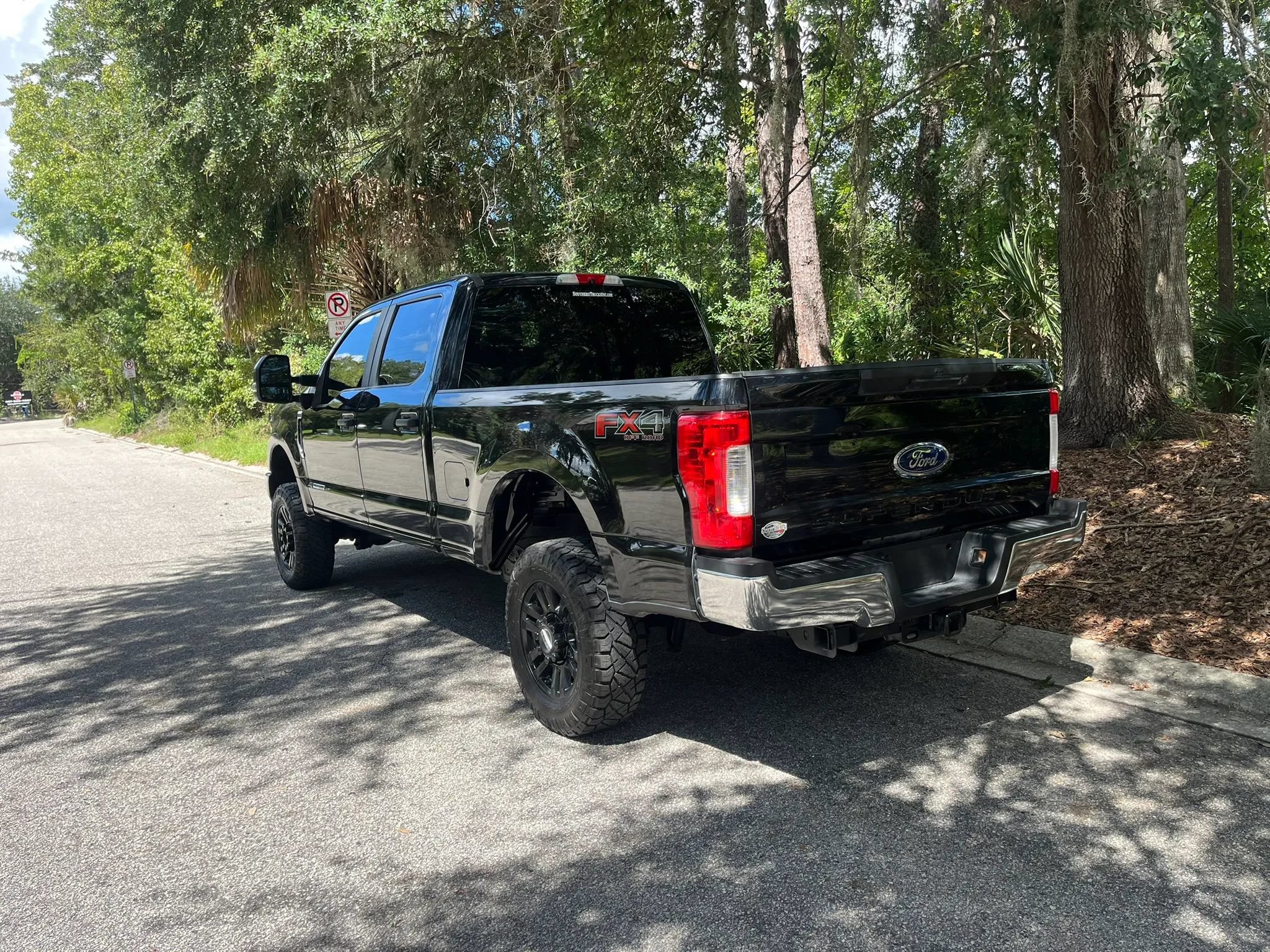 Used 2019 Ford F250 XL w/ STX Appearance Package AWD/4WD image 5