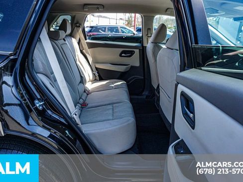 Used 2025 Nissan Rogue SV image 21