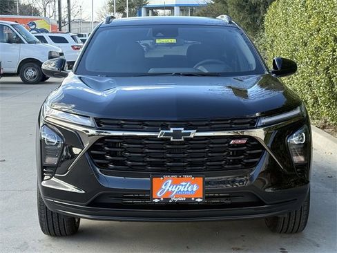 New 2026 Chevrolet Trax RS w/ Driver Confidence Package image 8