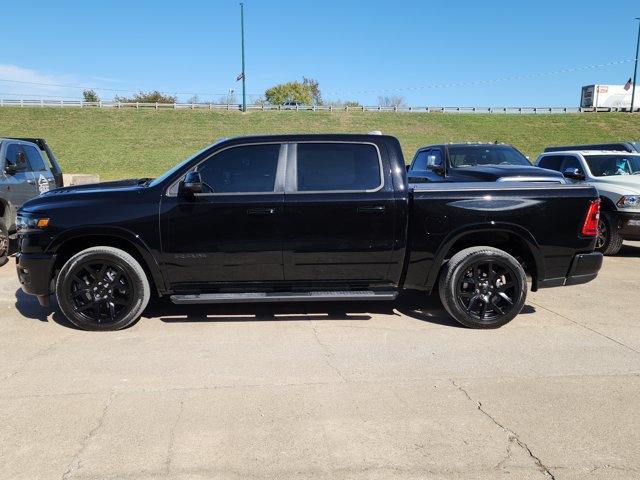 Used 2026 RAM 1500 Laramie w/ Night Edition AWD/4WD image 9