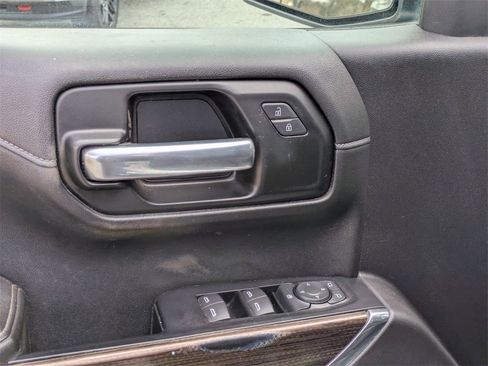 Used 2021 Chevrolet Silverado 1500 LT Trail Boss w/ Convenience Package II image 13