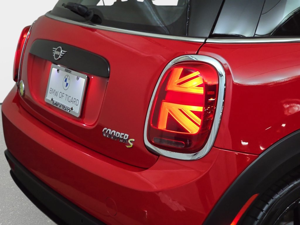Used 2024 MINI Cooper SE FWD image 34