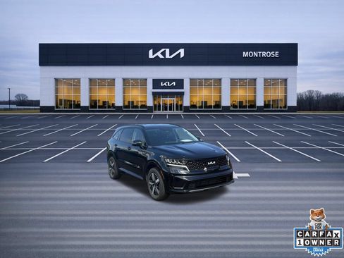 Used 2023 Kia Sorento S FWD image 3