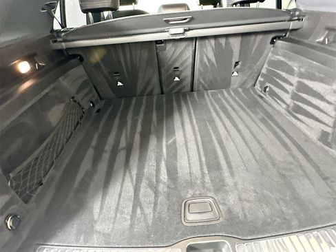 Used 2025 Mercedes-Benz GLE 350 4MATIC image 29