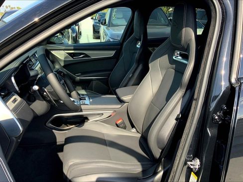 New 2026 Jaguar F-PACE R-Dynamic S AWD/4WD image 5