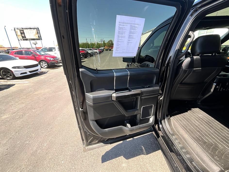 Used 2019 Ford F150 Lariat w/ Equipment Group 502A Luxury AWD/4WD image 20