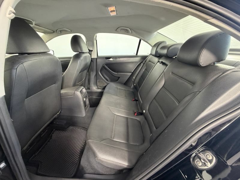 Used 2012 Volkswagen Jetta SE FWD image 81