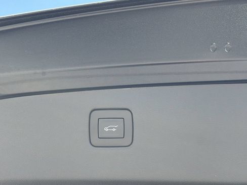 New 2026 Buick Envista Sport Touring w/ Convenience I Package FWD image 19