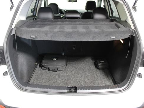 Used 2022 Volkswagen Taos SE FWD image 25
