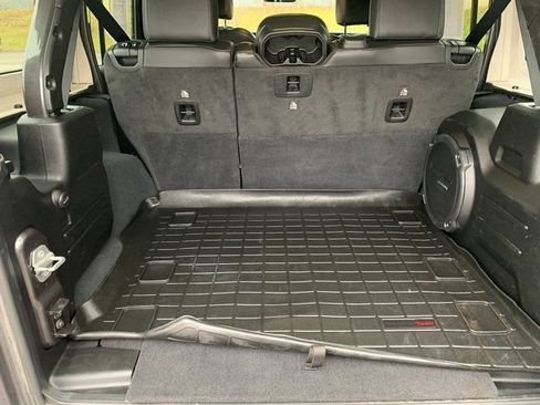 Used 2022 Jeep Wrangler Unlimited Sahara w/ LED Lighting Group image 6