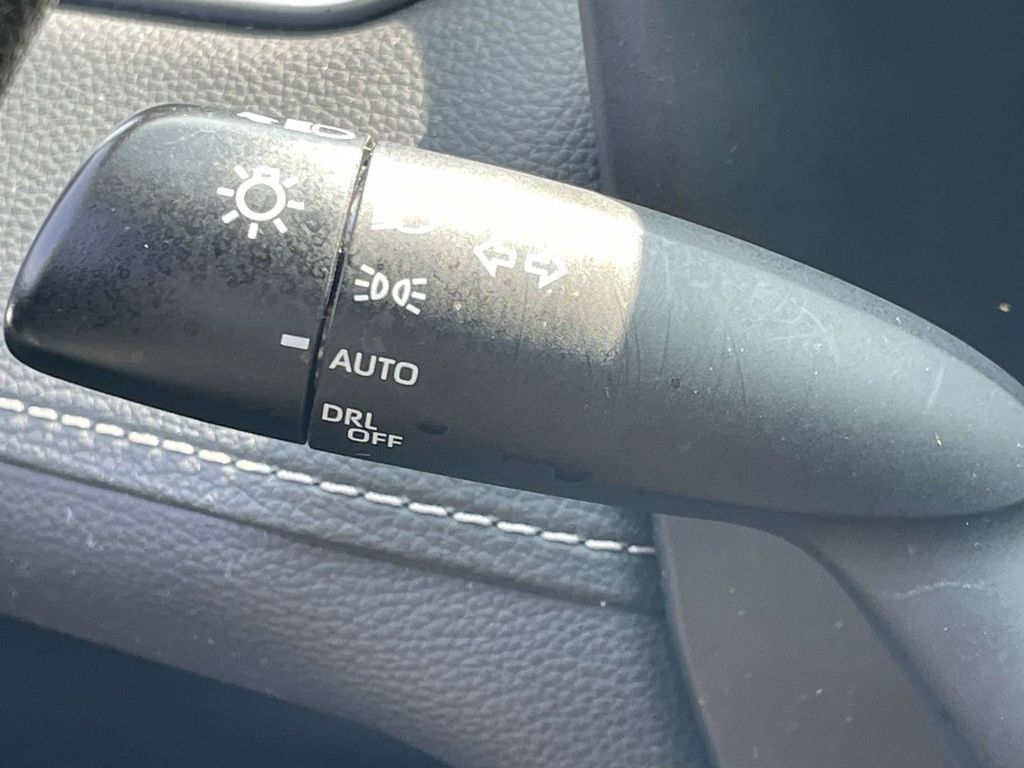 Used 2024 Toyota RAV4 XLE AWD/4WD image 26