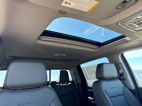 New 2026 GMC Sierra 2500 Denali w/ Denali Reserve Package image 16