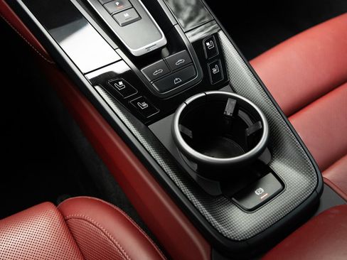 Certified 2022 Porsche 911 Carrera 4 GTS AWD/4WD image 32