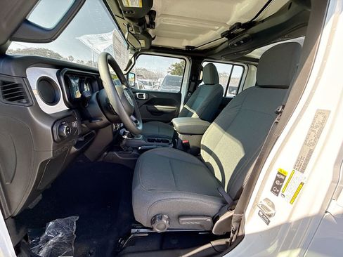 New 2026 Jeep Gladiator Sport image 22