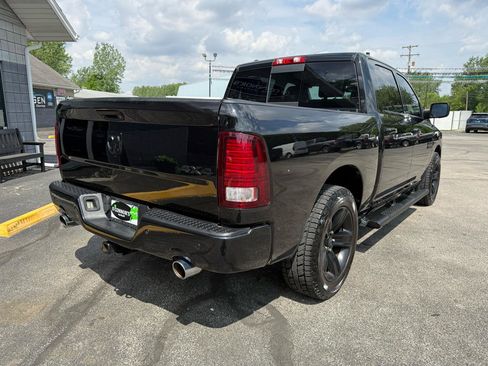 Used 2016 RAM 1500 Sport w/ Black Ram 1500 Sport Group AWD/4WD image 3