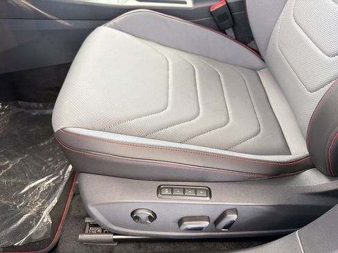 New 2026 Volkswagen Jetta GLI Autobahn FWD image 14