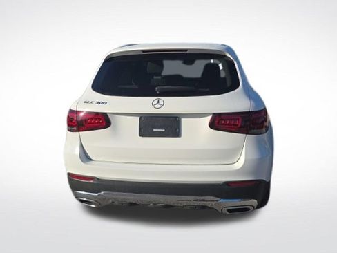 Used 2022 Mercedes-Benz GLC 300 image 3