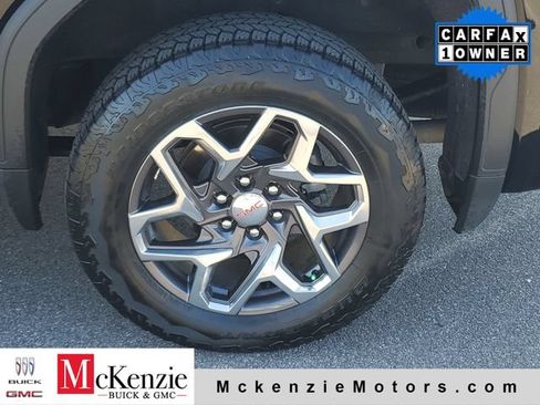 Used 2023 GMC Sierra 1500 SLT w/ SLT Premium Package AWD/4WD image 30