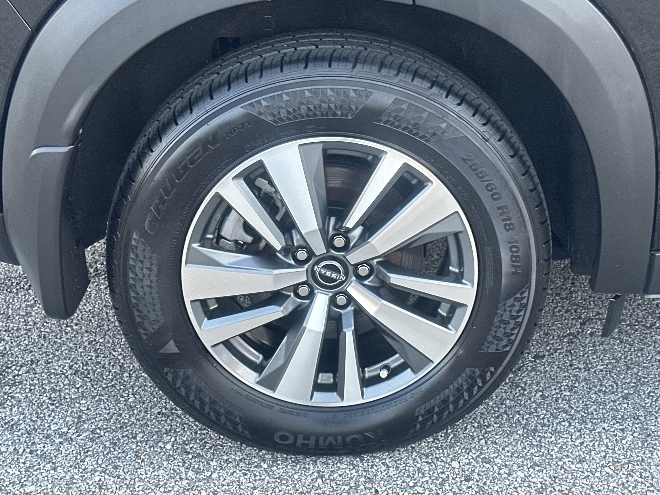 Used 2024 Nissan Pathfinder SL w/ Cargo Package FWD image 21