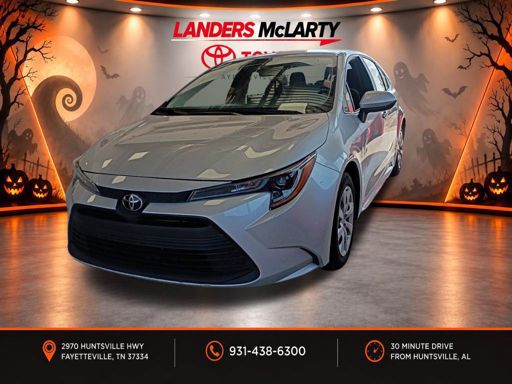 Used 2024 Toyota Corolla LE FWD image 4