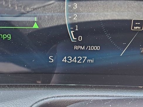 Certified 2024 Cadillac XT4 Premium Luxury FWD image 29