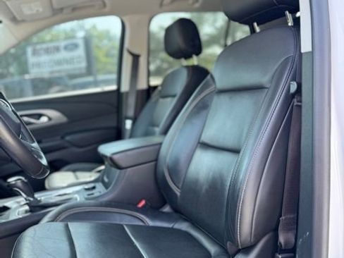 Used 2020 Chevrolet Traverse Premier FWD image 5