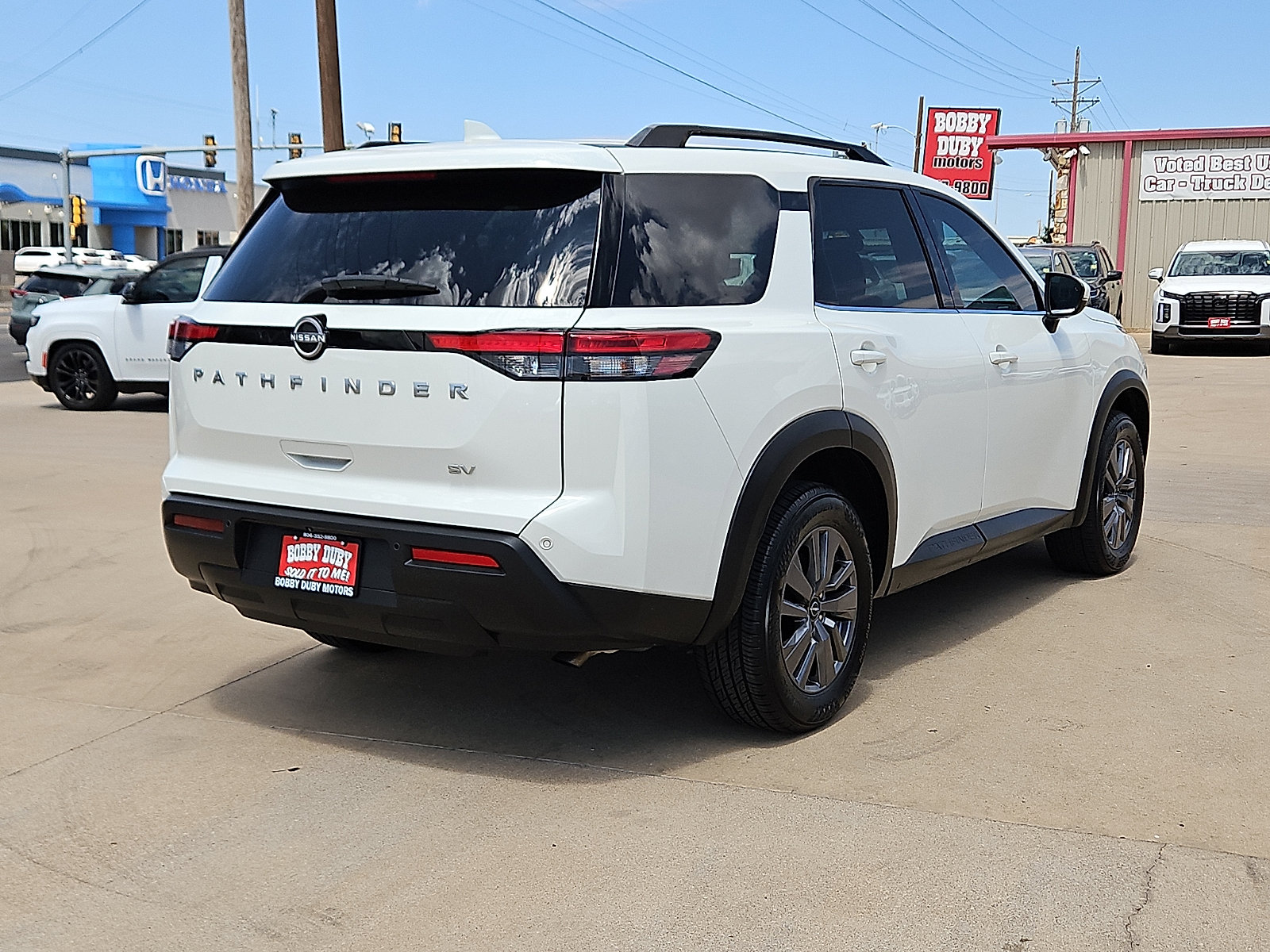 Used 2024 Nissan Pathfinder SV FWD image 3