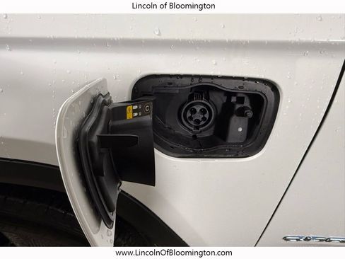 Used 2024 Jeep Grand Cherokee Limited 4xe image 16