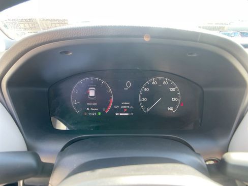 Used 2023 Honda HR-V LX image 15
