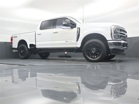 Used 2024 Ford F250 Lariat image 37