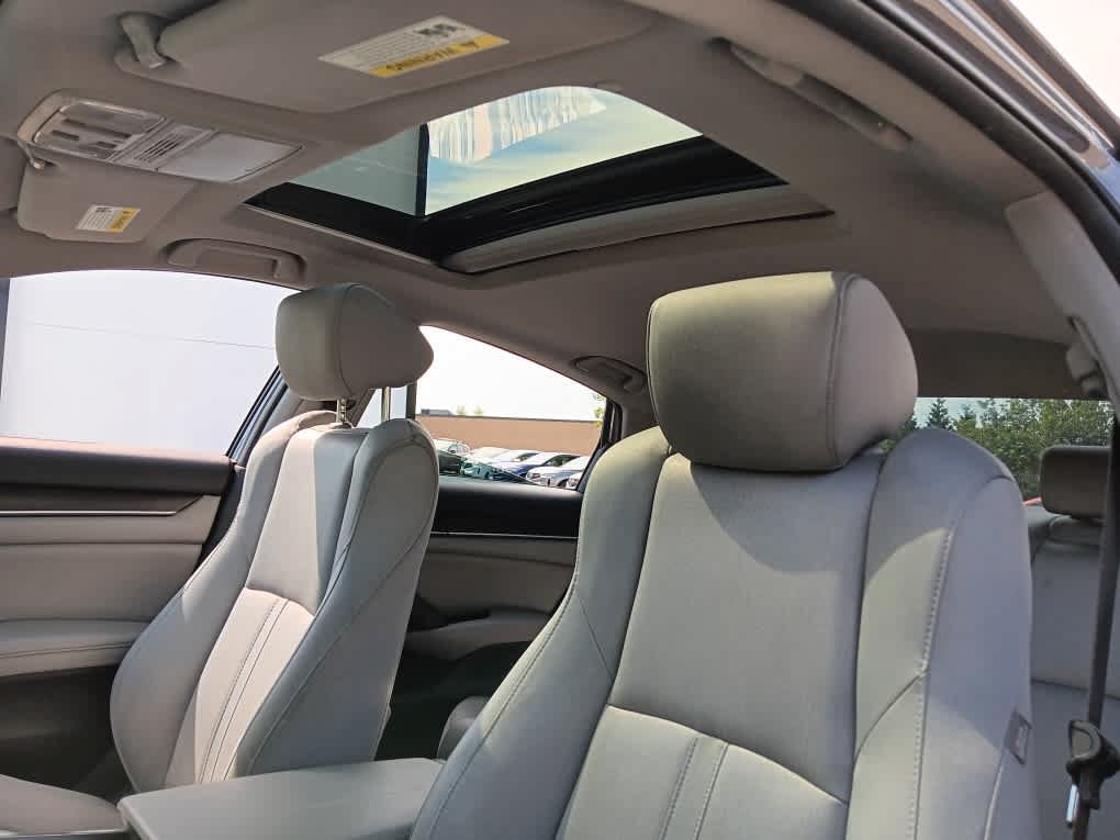 Used 2020 Honda Accord EX image 12