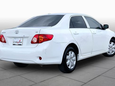 Used 2010 Toyota Corolla LE image 12