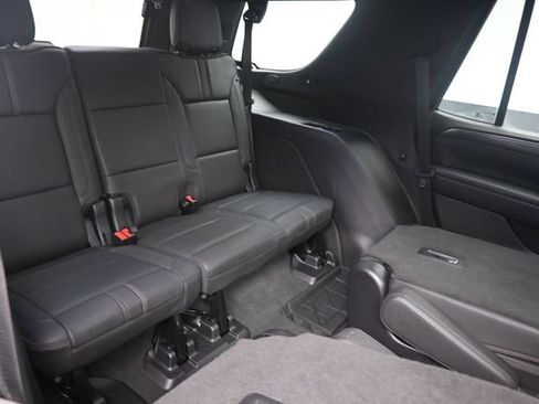 Used 2022 Chevrolet Tahoe RST w/ Luxury Package AWD/4WD image 27