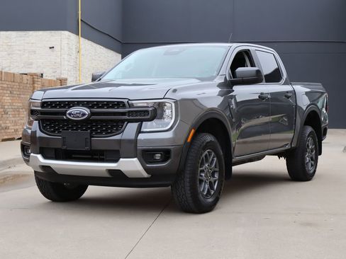 Used 2025 Ford Ranger XLT RWD image 2