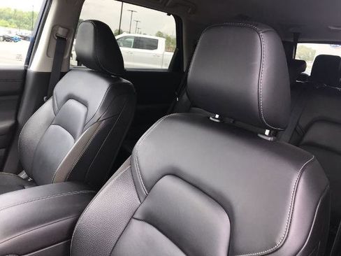 Certified 2023 Nissan Pathfinder SL AWD/4WD image 11