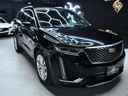 Used 2020 Cadillac XT6 Premium Luxury w/ Platinum Package AWD/4WD image 13