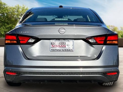 New 2026 Nissan Altima 2.5 SV FWD image 4